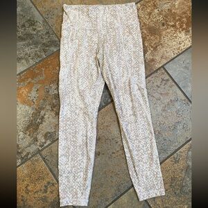 Woman’s Athleta Salutation Stash Pocket High Rise ankle Leggings SMALL PETITE